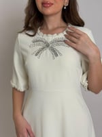 فستان أناقة المارون – قصة ميدي كلاسيك