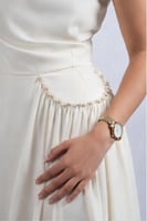 فستان ناعم بتصميم أنثوي راقٍ