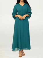 فستان بلون زمردي غني