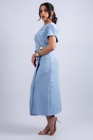 فستان سكون الأناقة الناعمة