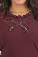 فستان أناقة المارون – قصة ميدي كلاسيك