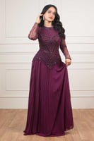 فستان سهرة توتي بتطريز هندسي