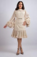 فستان رقة الدانتيل الملكي