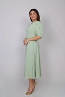 فستان أناقة اللمسة الهادئة – قصة ميدي