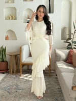 فستان نغمة الندى – دانتيل وكشكشة ساحرة