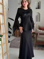 فستان قصة بيبلوم مميزة عند الخص