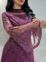 فستان توتي طويل مطرّز بالكامل