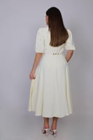 فستان أناقة اللمسة الهادئة – قصة ميدي