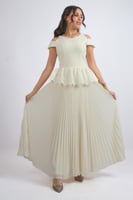 فستان نعومة البليسيه – طبقات أنيقة