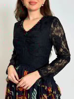 فستان زهور المساء – مزيج الدانتيل والشيفون