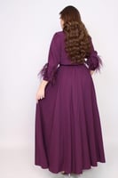 فستان لوجين مو مجرد لون جميل… هو حركة، ولمعة، وحضو...