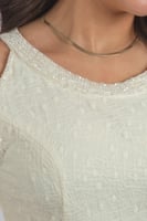 فستان نعومة البليسيه – طبقات أنيقة