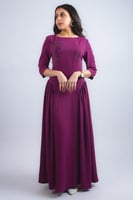 فستان لمسة أناقة ناعمة