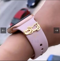 بروش ساعه مطلي ذهب