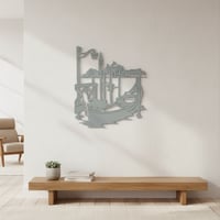 لوحة حائط معدنية ديكور سفينة - تثبت بلاصق قوي مرفق...