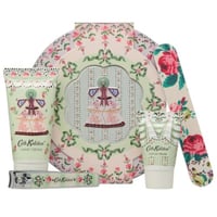 طقم عناية الأظافر