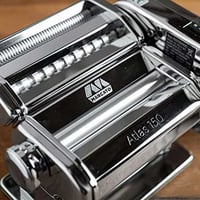 فرادة عجين ايطالي اطلس