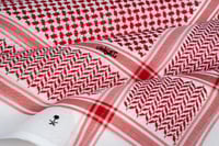 شماغ ملكي كلاسيك فاتح أنجليزي 2025