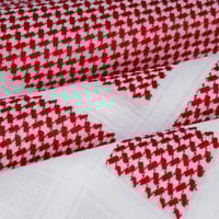 شماغ ملكي خاص شبابي ختم ابيض