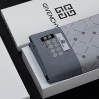 قماش جيفنشي سادة سلفر