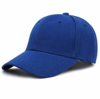 كاب مع شعار على مزاجك