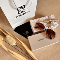 نظارة جفنشي - GIVENCHY مع التغليف