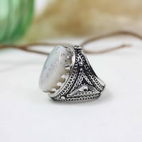 خاتم رجالي فضة مرصع بحجر العقيق الأبيض