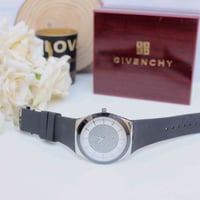 ساعة جفنشي - GIVENCHY