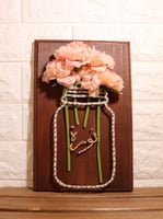 مزهرية باستخدام المسامير + أسم