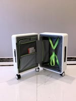 شنطة كابينة الطائرة لون أبيض بفتحة لابتوب Laptop م...