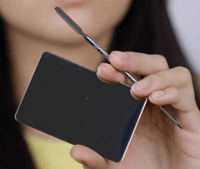 خاتم تطبيق كريم الأساس والشادو الكريمي