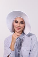 حجاب الشاطئ مع توربان