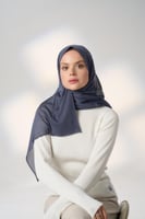 طرحة جاهزة مع مطاط - قصير جهة اليسار