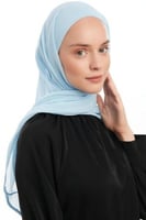 طرحة شيفون مع قبعة مشبوكة