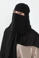 طرحة كوري ونقاب مايل