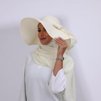 طقم قبعة كاملة مع طرحة صيفية