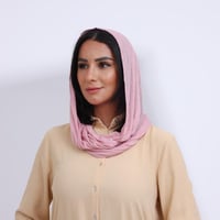 طقم طرحة مفتوحة مثلث مع قبعة