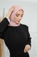 شيفون مثلث مع قبعة مشبوكة