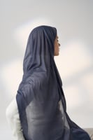 طرحة جاهزة مع مطاط - قصير جهة اليسار