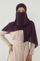 طقم طرحة ولثام مطاط