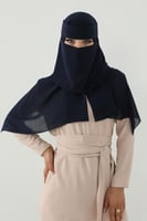 طقم طرحة ونقاب كحلي