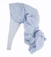 طرحة شيفون مع قبعة مشبوكة - ازرق فاتح