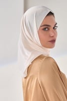 طرحة شاش تركي ربط من الخلف - بيج فاتح