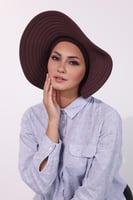 حجاب الشاطئ مع توربان