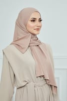 حجاب الشاطي مع قبعة - بني فاتح