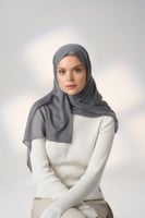 طرحة جاهزة مع مطاط - قصير جهة اليسار