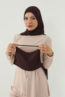 طقم طرحة ولثام مطاط