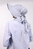 حجاب الشاطي مع قبعة