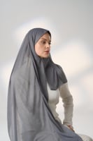 طرحة جاهزة مع مطاط