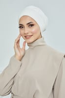 حجاب الشاطئ مع توربان - أوف وايت